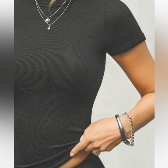 NWT Joah brown Rib Crewneck Tee - Picture 2 of 6